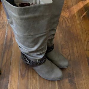 Women’s plus tall boots with elastic insert
